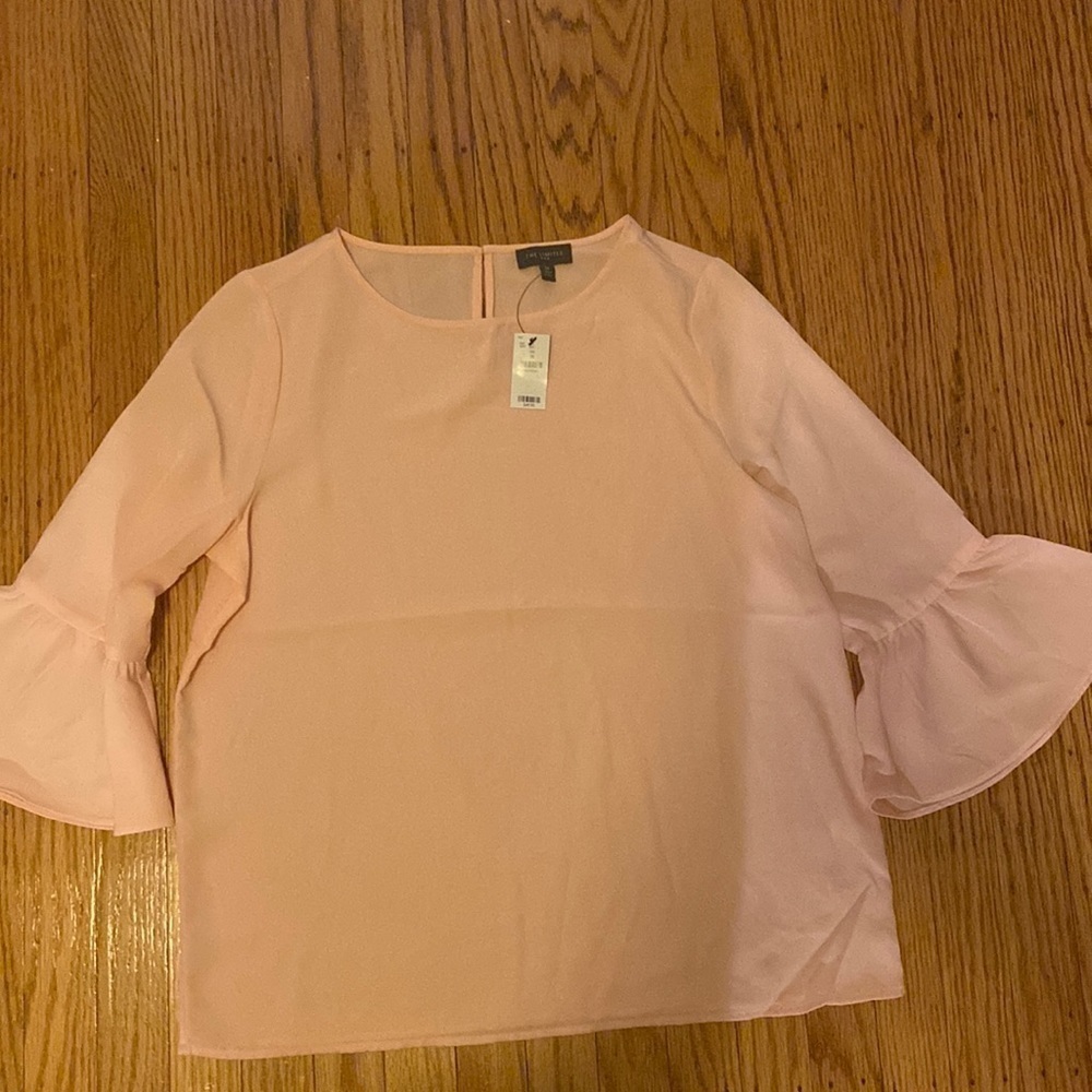 NWT the limited pink top with bell sleeve sz medium